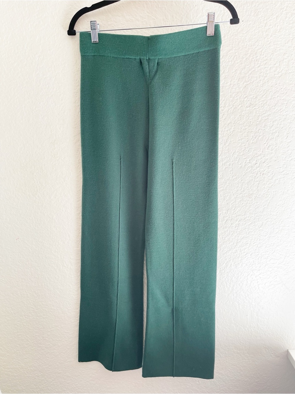 Daydreamer flare knit pintuck pants in dark green color. New - Picture 5 of 6